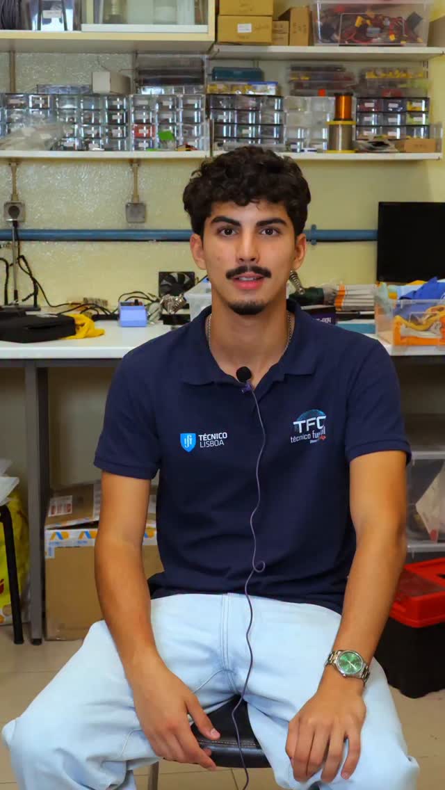[PT] 🎥 Meet the Team: Departamento de Sistemas Elétricos ⚡🔋
Neste episódio, apresentamos o departamento responsável por dar vida a todos os sistemas do TFC02 — da eletrónica de potência ao controlo e segurança do veículo. 💡⚙️
É aqui que a energia do hidrogénio ganha forma e se transforma em movimento, garantindo que cada componente comunica e funciona em perfeita harmonia. 🚗💨

Membros: José e Bruno

[EN] 🎥 Meet the Team: Electrical Systems Department ⚡🔋
In this episode, we introduce the department responsible for bringing all TFC02 systems to life — from power electronics to vehicle control and safety. 💡⚙️
This is where hydrogen energy takes shape and transforms into motion, ensuring that each component communicates and works in perfect harmony. 🚗💨

Members: José and Bruno